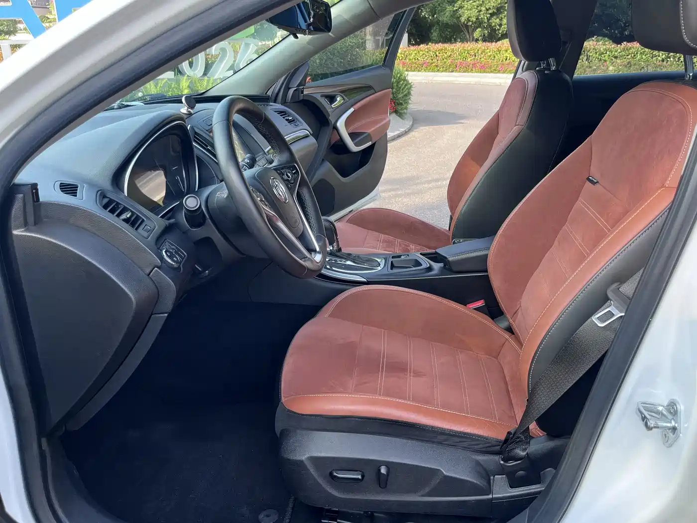 Buick Regal 2015 1.6T Elite Tech Edition фото 15