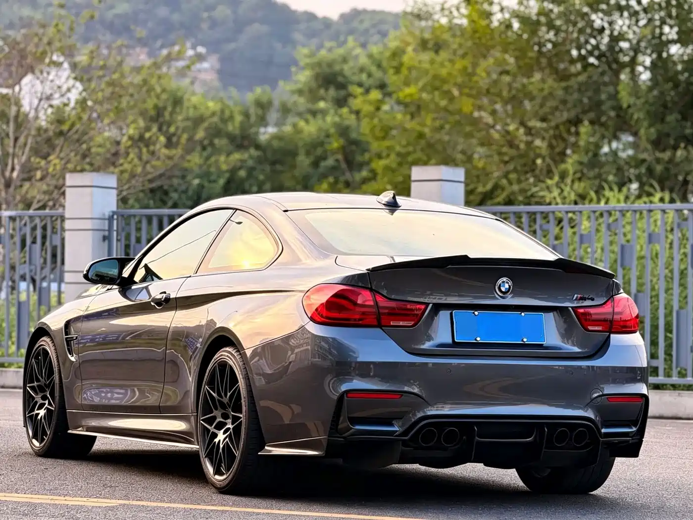 BMW M4 2018 2017 M4 Coupe