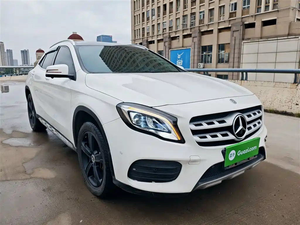 Mercedes-Benz GLA 2019 GLA 200 Fashion фото 4