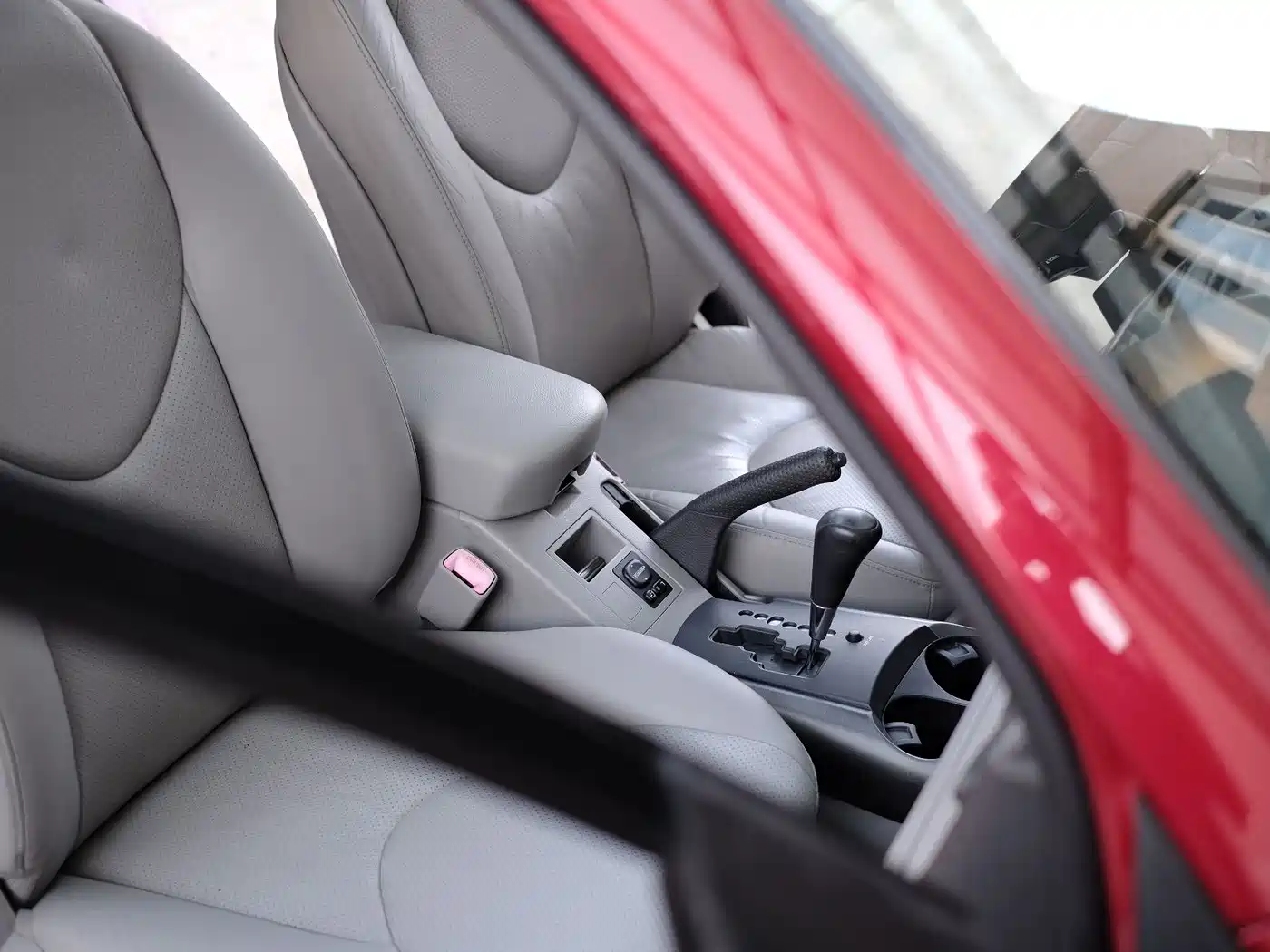 Toyota RAV4 Rongfang 2009 2.4L Automatic Luxury Edition фото 49