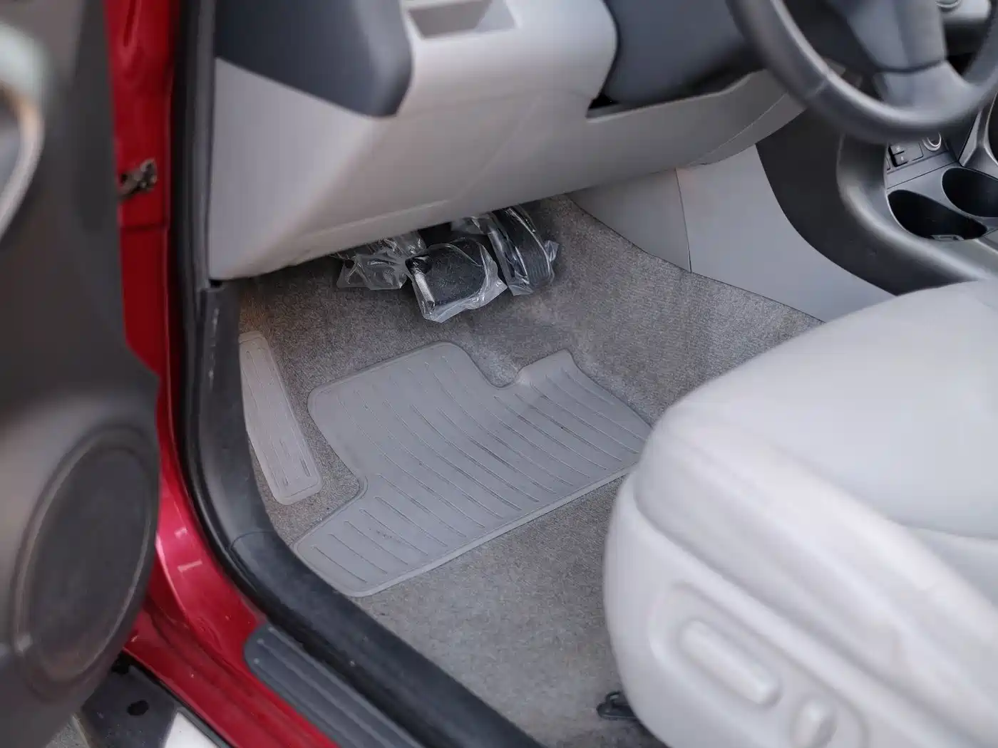 Toyota RAV4 Rongfang 2009 2.4L Automatic Luxury Edition фото 17