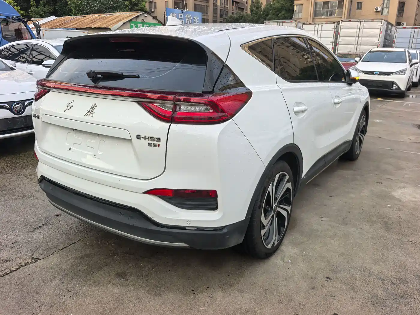 Hongqi E-HS3 2019 2019 Smart Connection Flag Joy FWD Version