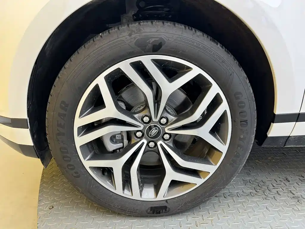 Land Rover Range Rover Evoque 2026 2026 Range Rover Evoque L SE
