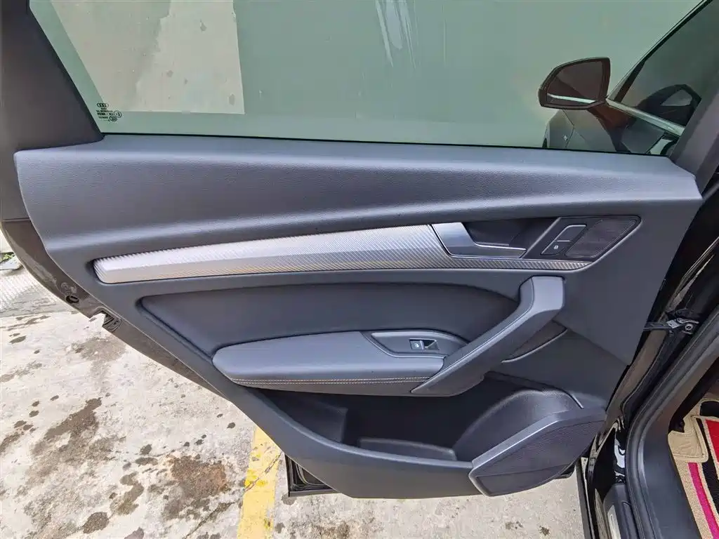 Audi Q5L 2020 45 TFSI Exclusive Fashion фото 23