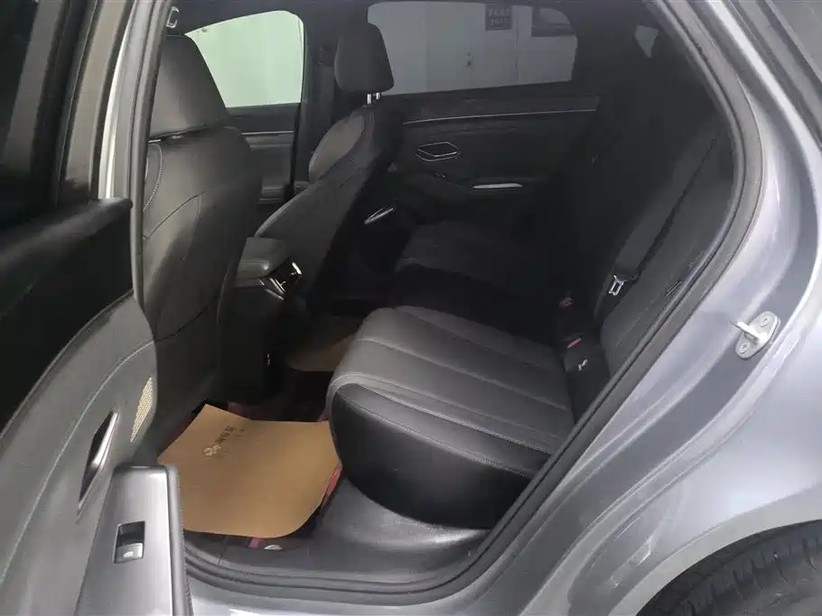 BYD Qin L 2024 DM-i 80KM Superior фото 11