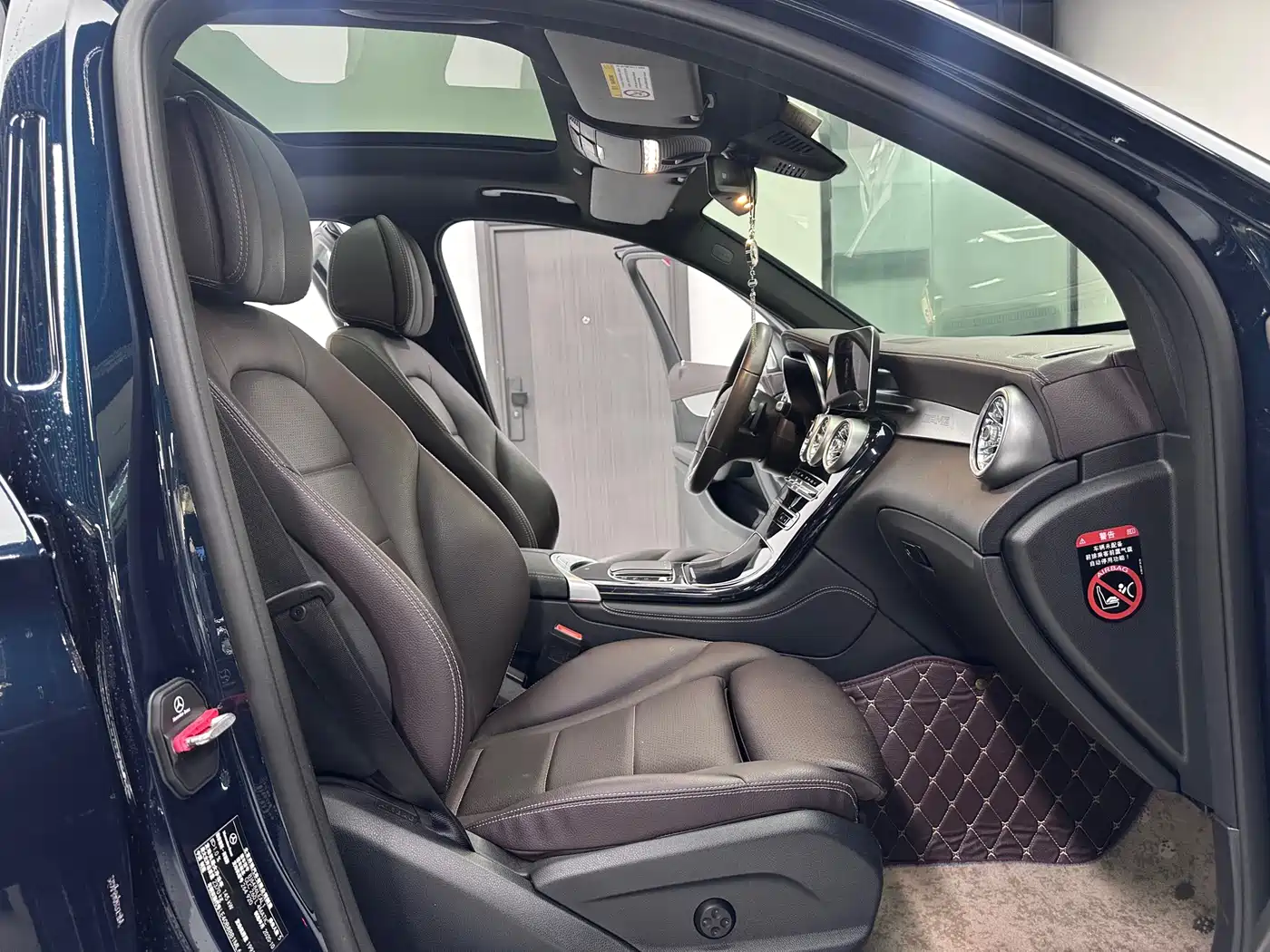 Mercedes-Benz GLC 2021 GLC 260 L 4MATIC Sporty фото 14