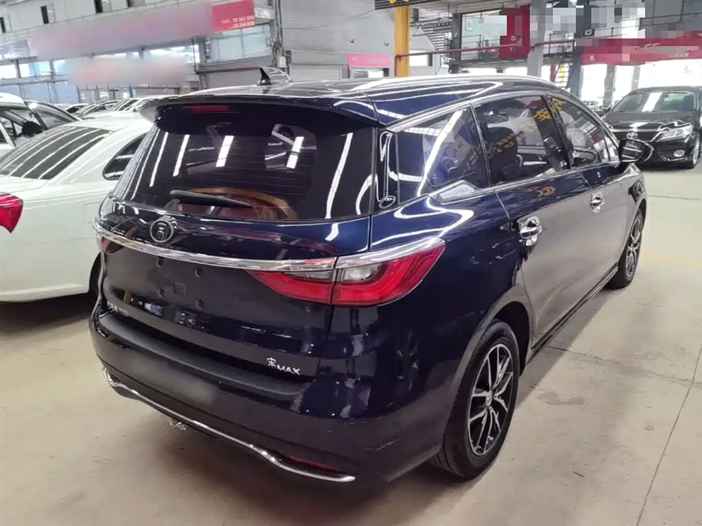 BYD Song MAX 2017 1.5T Auto Smart Elite 7-Seater фото 7