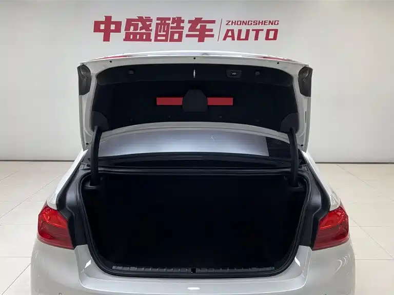 BMW 5 Series 2019 Facelift 530Li Leading M Sport Package фото 22