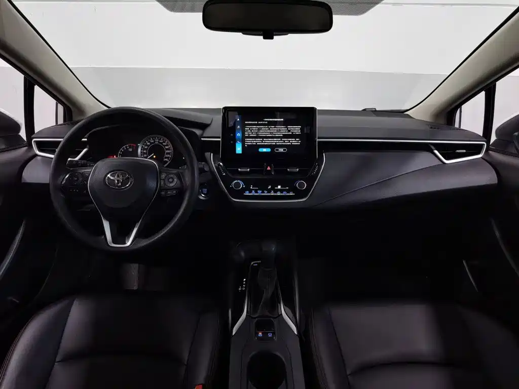 Photo 5 - Toyota Corolla