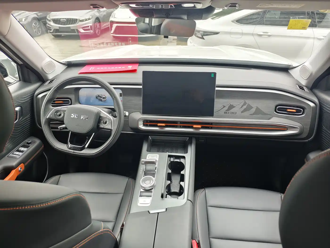 BAIC ORV Beijing Off-Road BJ30 2026 Traveller 1.5T DCT 2WD 7-Seater Edition фото 4