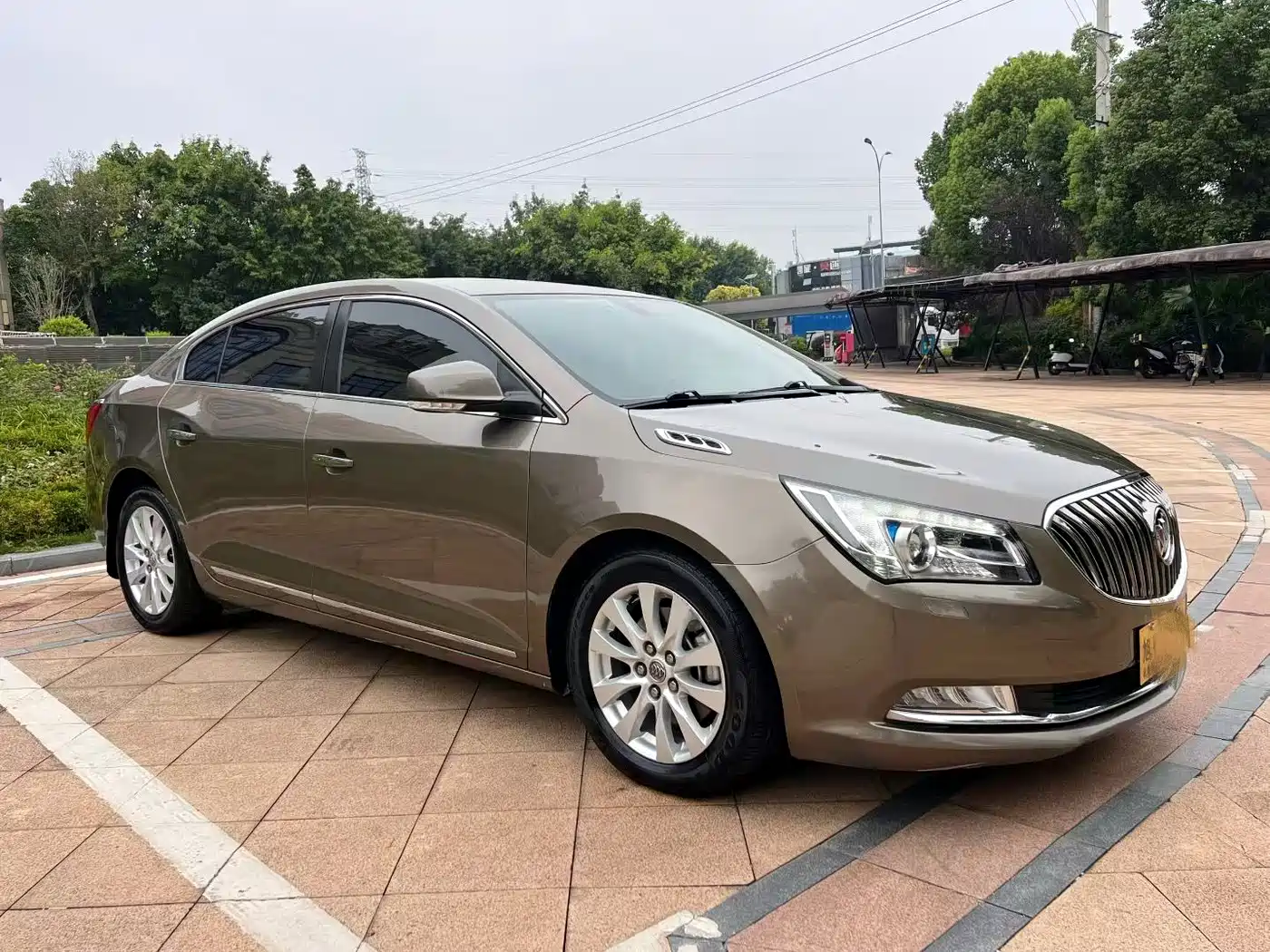 Buick LaCrosse 2013 2.4L SIDI Elite Comfort фото 3