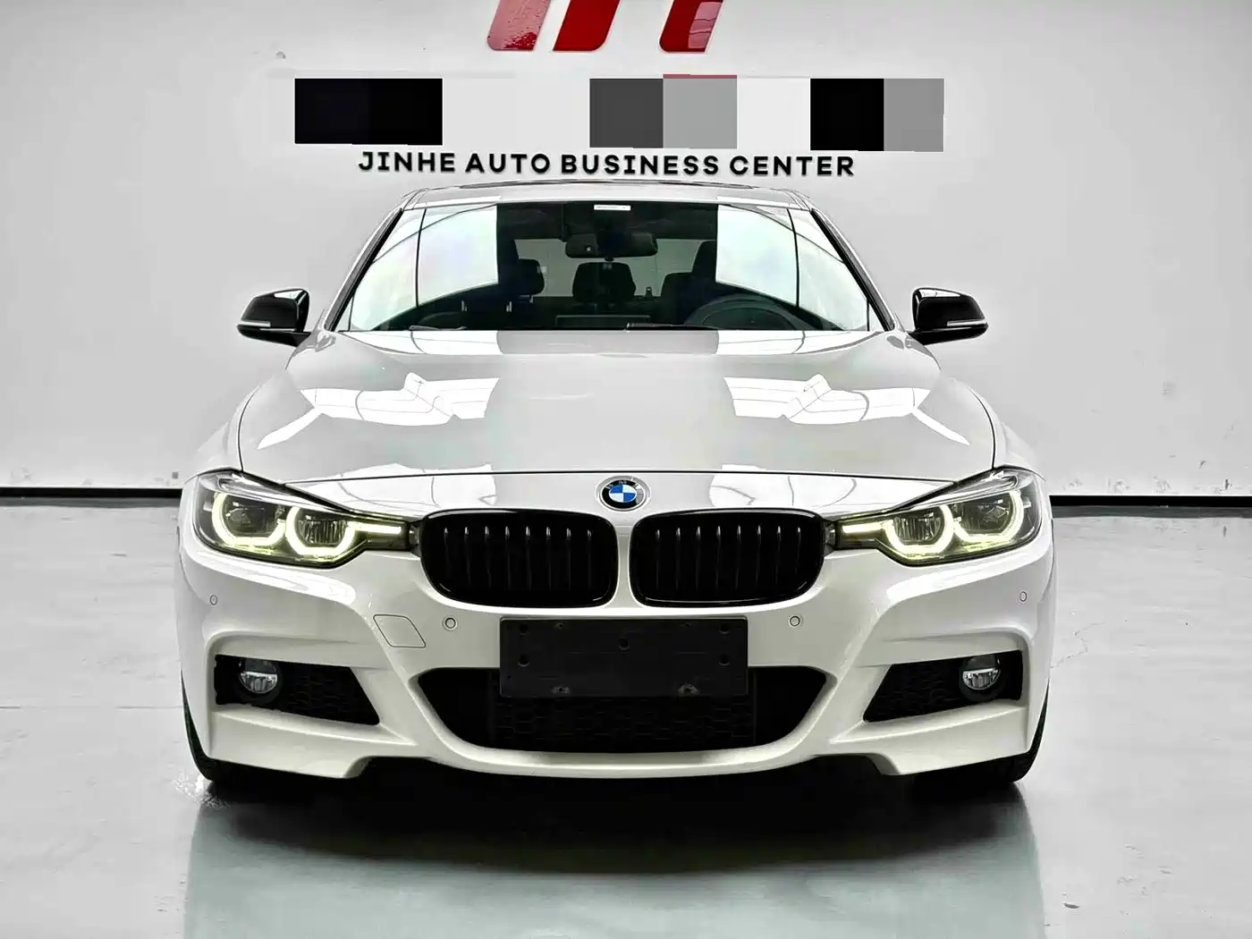 BMW 3 Series 2018 320Li M Sport Black Night Edition фото 2