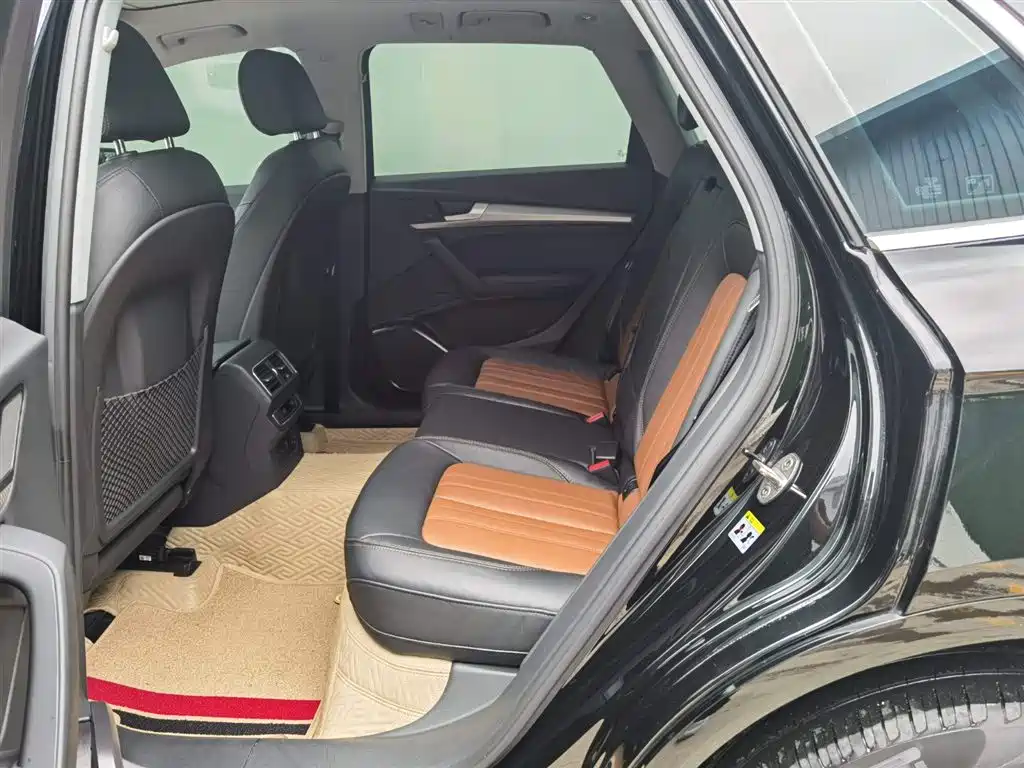 Audi Q5L 2020 45 TFSI Exclusive Fashion фото 27