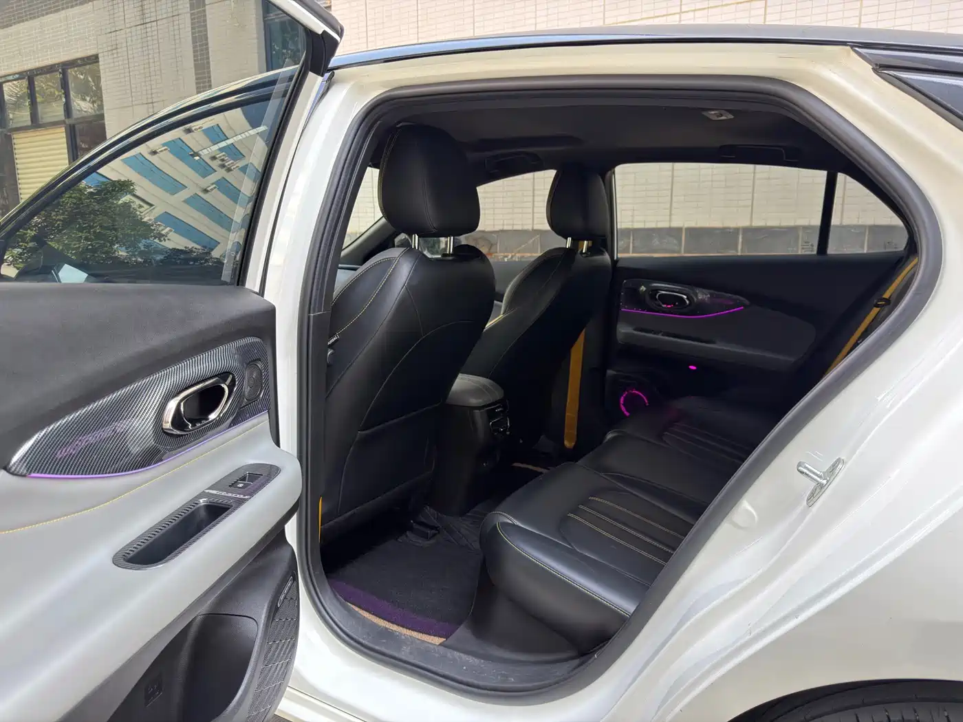 GAC Trumpchi Trumpchi Emkoo 2023 270T DCT J15 Edition фото 8