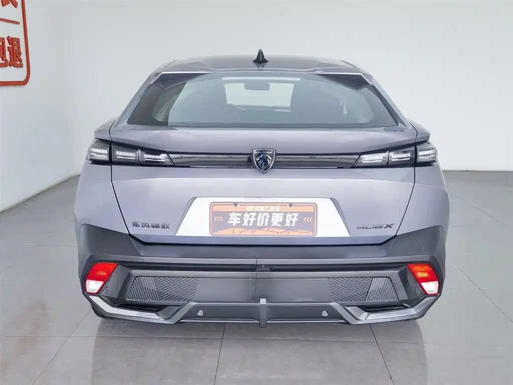 Peugeot 408X 2023 Gravity Edition фото 4