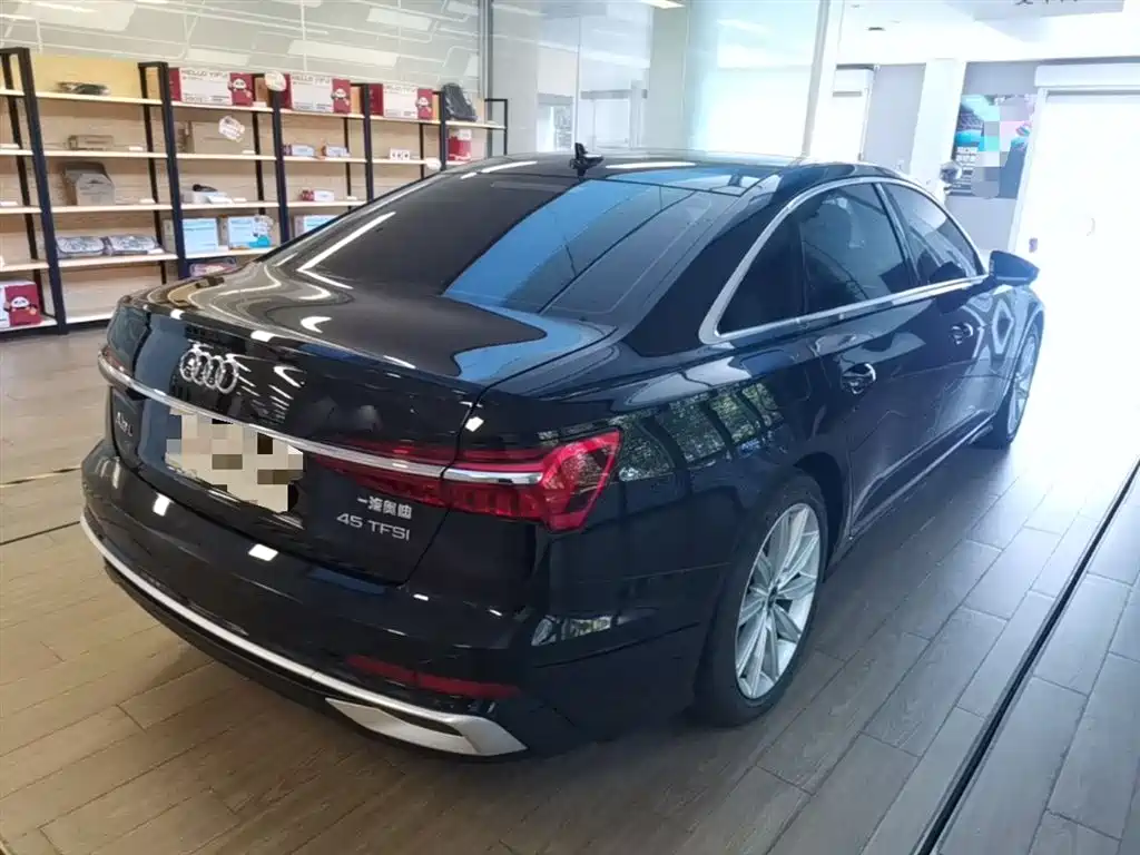 Audi A6L 2024 45 TFSI Premium Dynamic фото 12