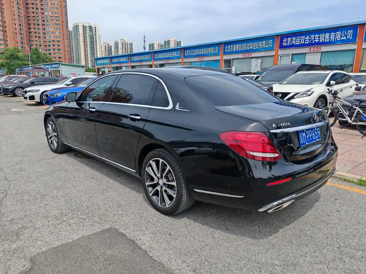 Mercedes-Benz E-Class 2016 E 300 L Fashion Type фото 8