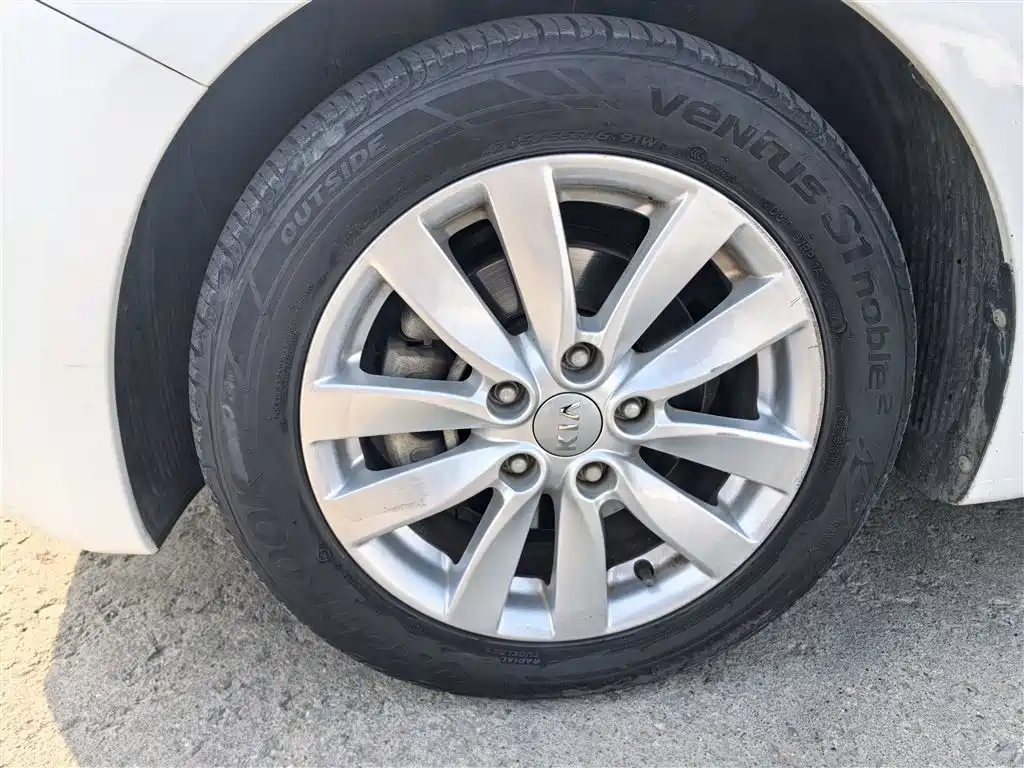 Kia K3 2015 1.6L Automatic GLS фото 12
