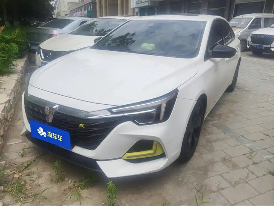 Roewe i6 MAX 2020 Model 300TGI Automatic Cool & Smart Edition