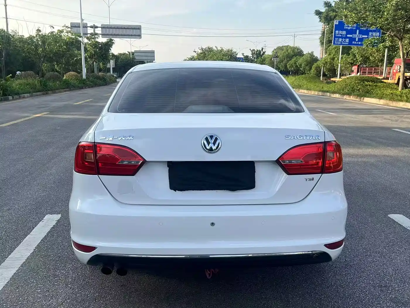 Volkswagen Sagitar 2012 2012 Model 1.4TSI Automatic Flagship