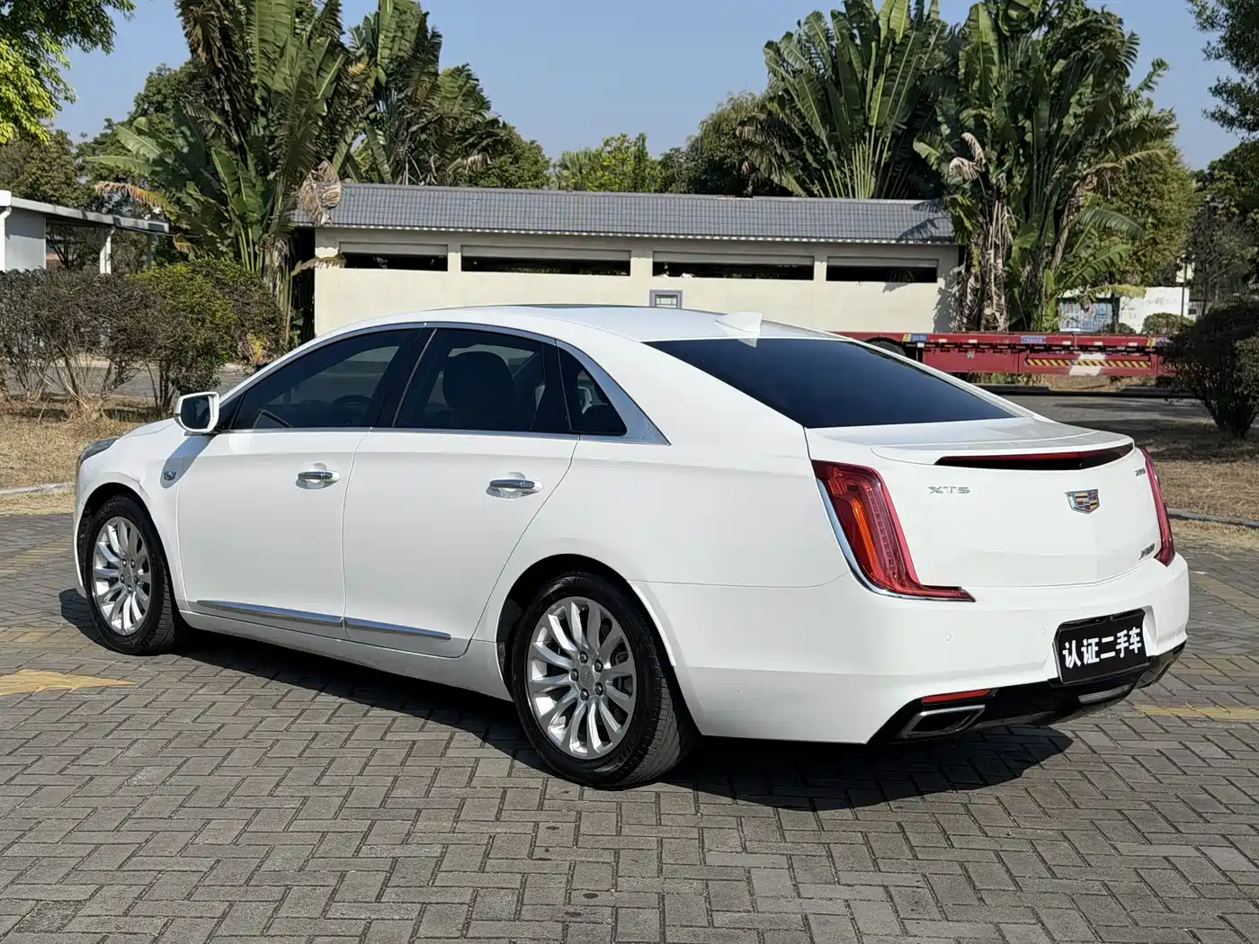 Cadillac XTS 2018 28T Technology фото 15