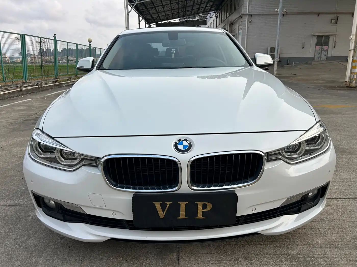 BMW 3 Series 2017 320Li Fashion фото 2