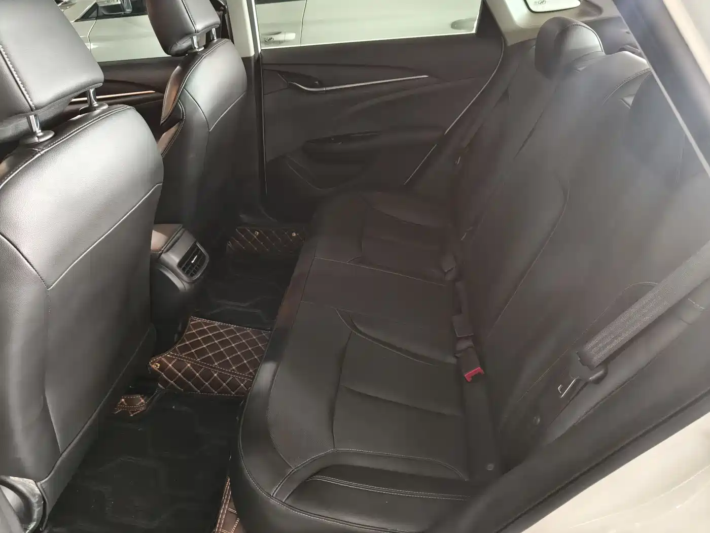 Buick Excelle 2021 1.3T Auto Mild Hybrid Progressive фото 5