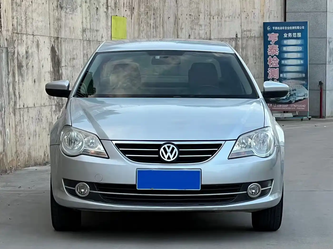 Volkswagen Bora 2011 1.6L Automatic Fashion фото 2