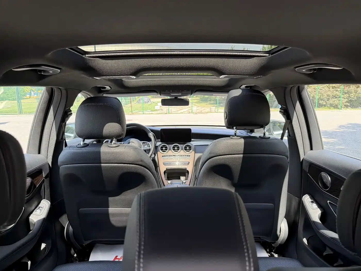 Mercedes-Benz GLC 2020 Facelift GLC 260 L 4MATIC Luxury фото 11