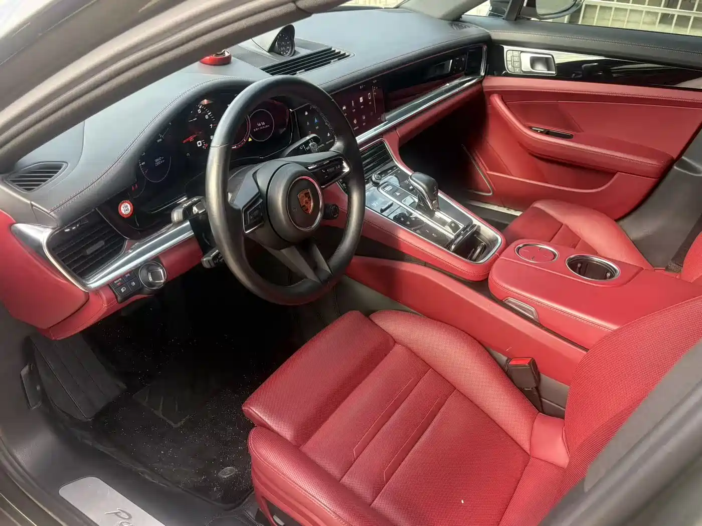 Porsche Panamera 2022 Panamera Executive Long Wheelbase Platinum Edition 2.9T фото 4