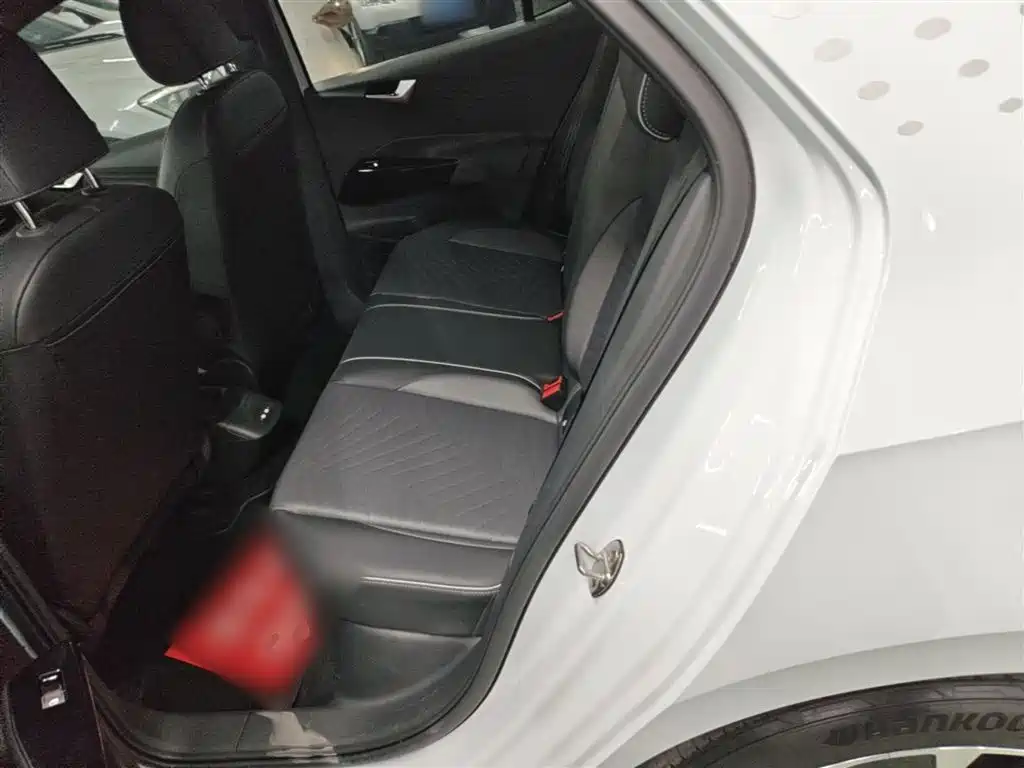 Volkswagen ID.3 2023 Pure Smart Edition фото 16