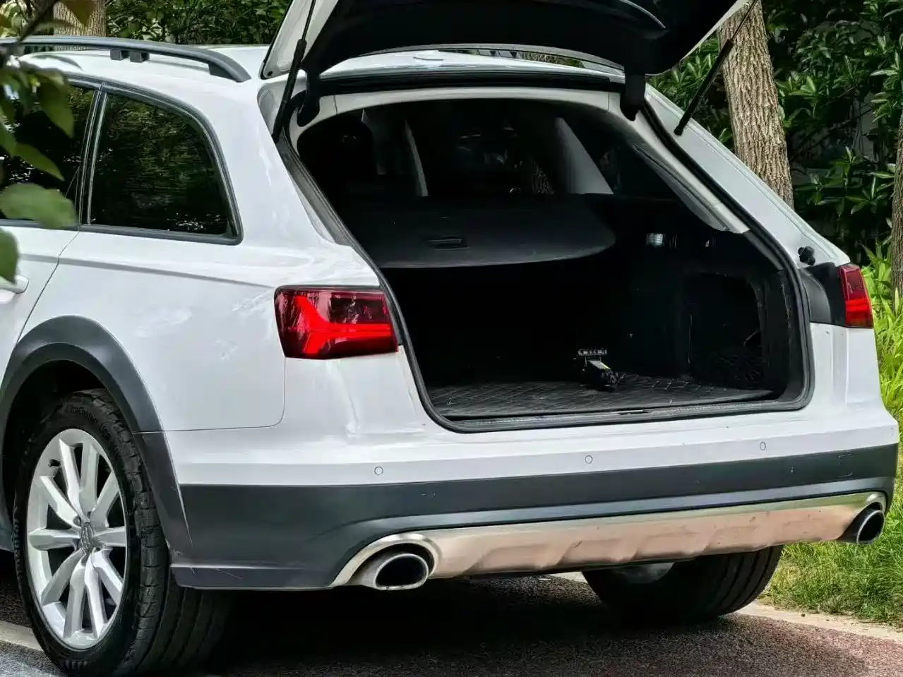 Audi A6 (Import) 2015 3.0T allroad quattro фото 8