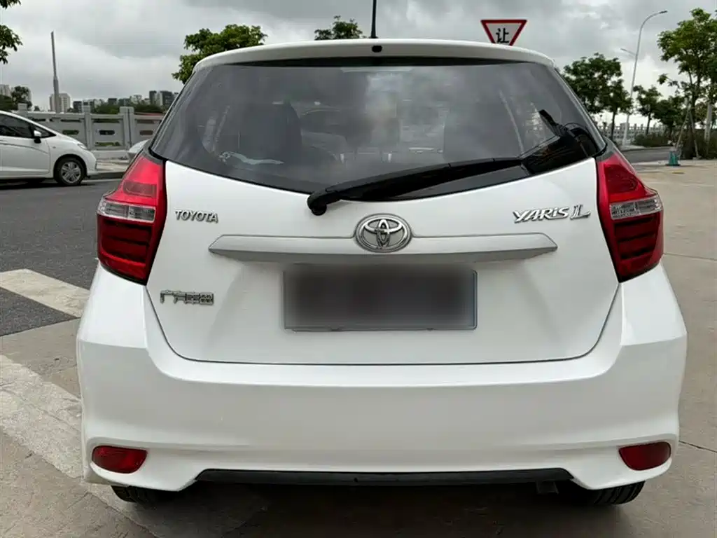 Toyota YARiS L Zhi Xuan 2016 Facelift 1.5E CVT Charming Edition фото 7