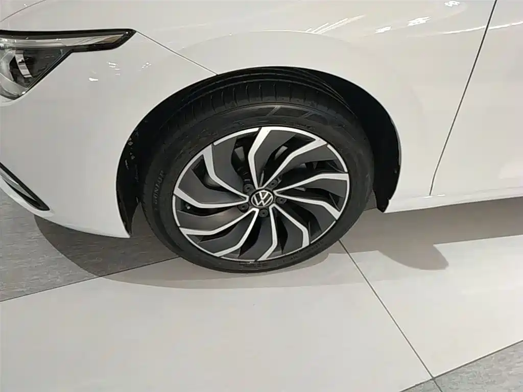 Volkswagen Golf 2023 280TSI DSG Pro фото 23