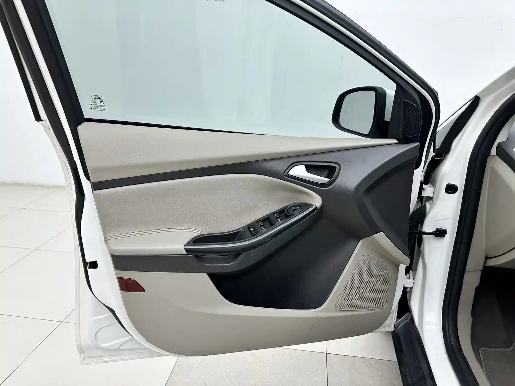 Фото 7 - Ford Focus