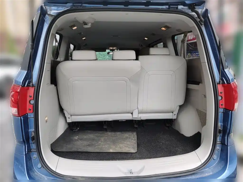 SAIC Maxus Maxus G10 2016 1.9T Manual Elite Edition Diesel China V фото 10
