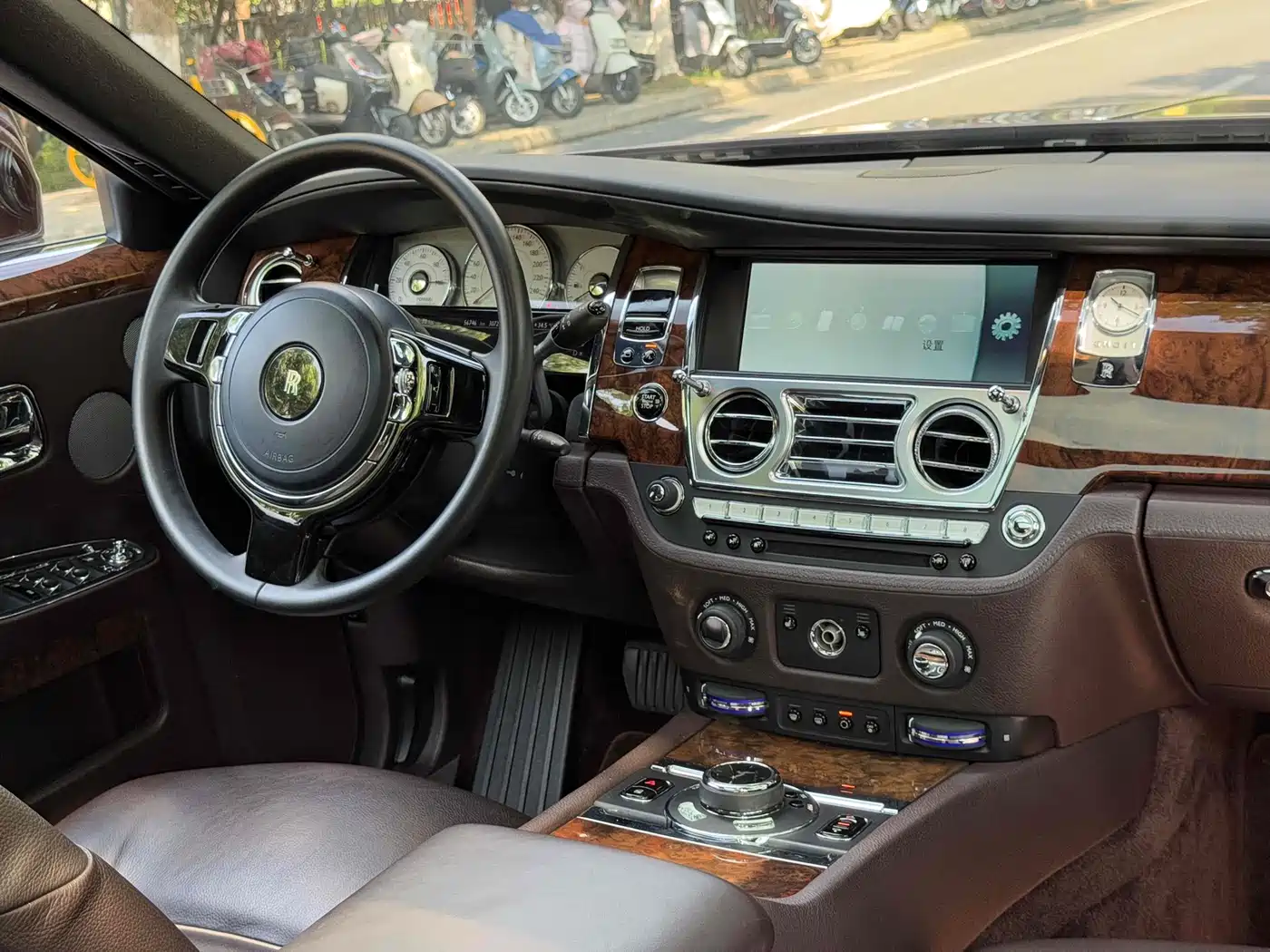 Rolls-Royce Ghost 2015 2014 6.6T Extended Edition