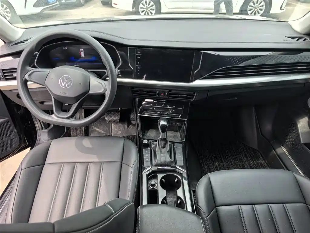 Volkswagen Passat New Energy 2023 430PHEV Hybrid Elite фото 9