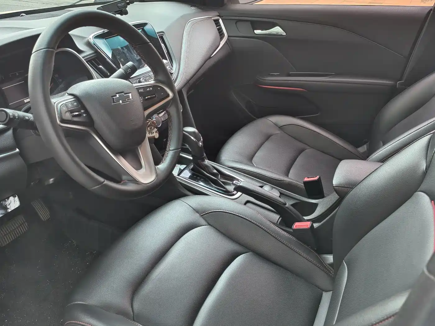 Chevrolet Monza 2019 RS 330T Auto Smooth Edition China VI фото 8