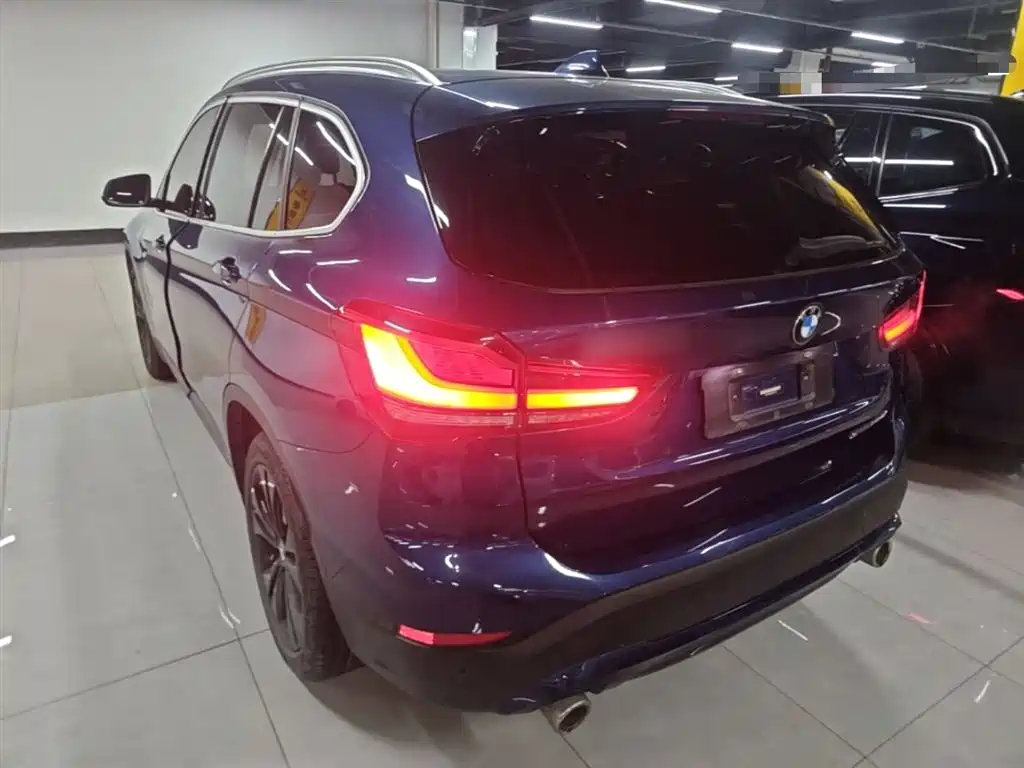 BMW X1 2021 Facelift sDrive20Li Fashion фото 5