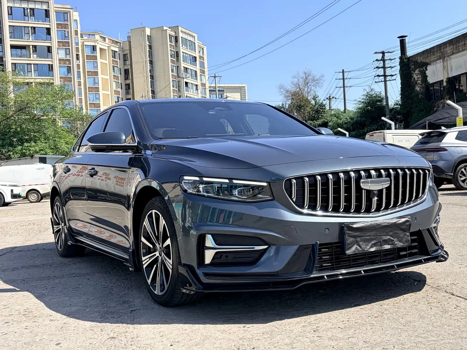 Фото 3 - Geely Preface