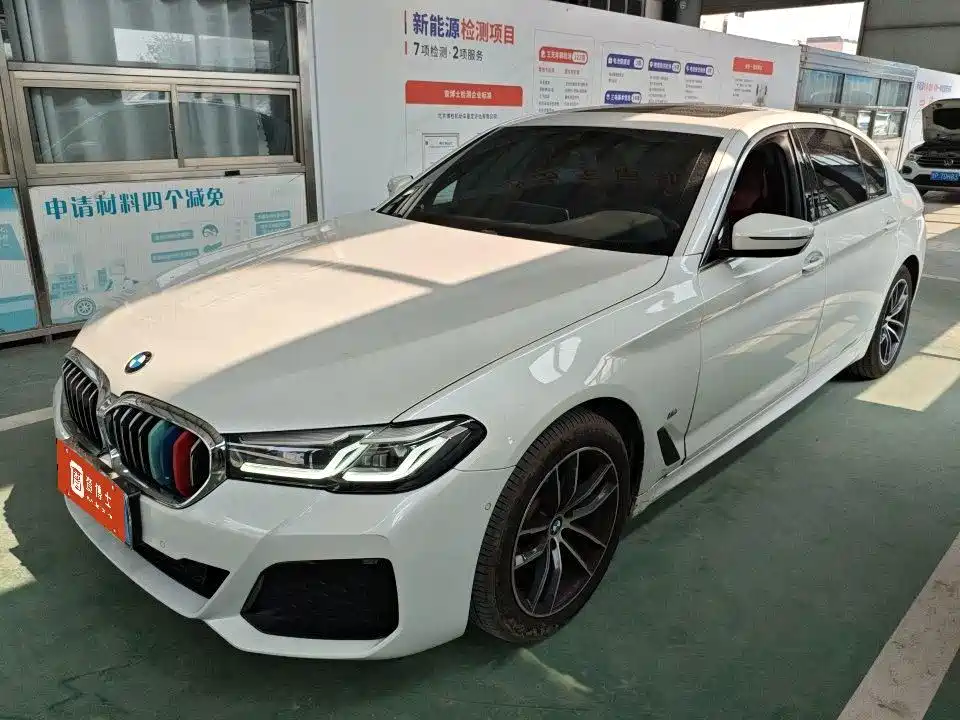 BMW 5 Series 2021 525Li M Sport Package