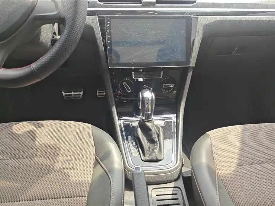 Volkswagen C-TREK 2017 1.6L Automatic Comfort фото 13