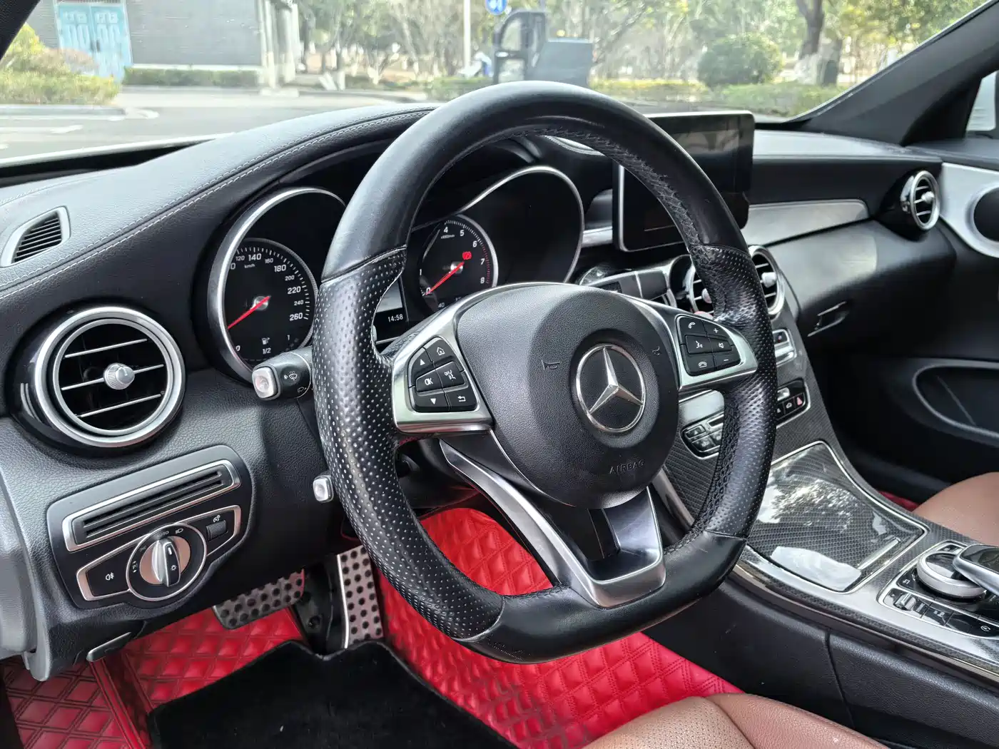 Mercedes-Benz C-Class (Import) 2017 C 200 4MATIC Coupe фото 9