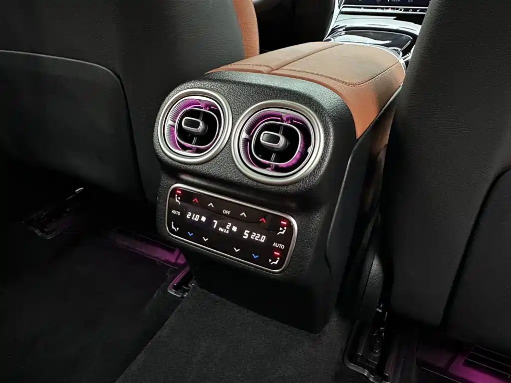 Mercedes-Benz GLC 2024 GLC 300 L 4MATIC Dynamic 7-seater фото 23
