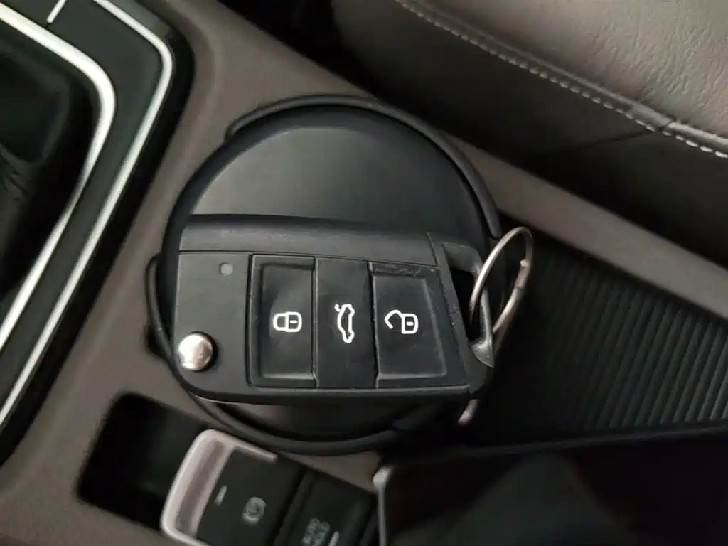 Volkswagen Golf 2015 1.4TSI Automatic Flagship фото 9