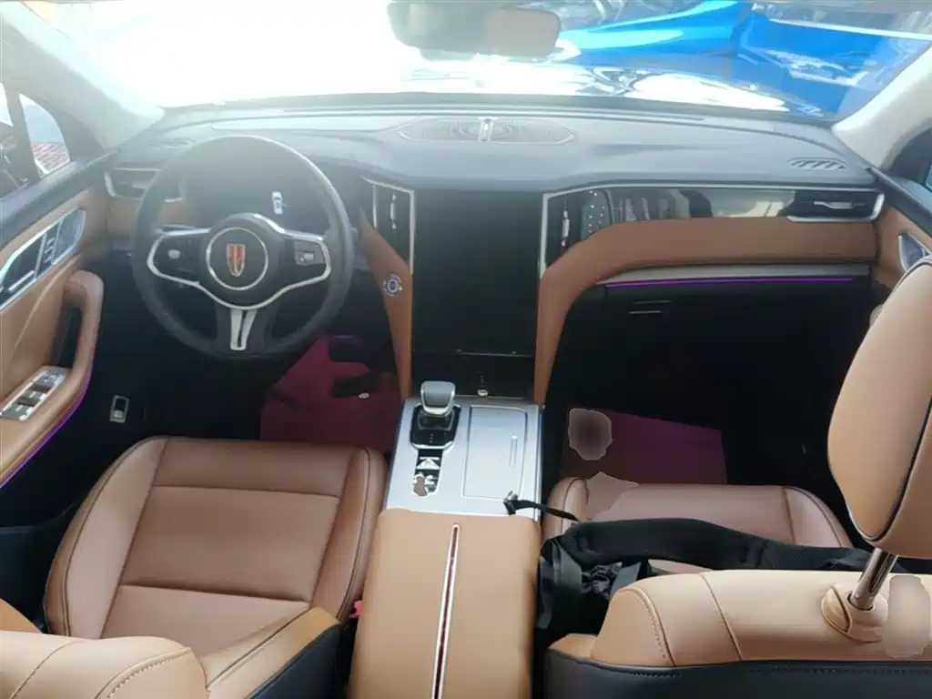 Hongqi HS7 PHEV 2025 2.0T PHEV 4WD 6-Seater Commemorative Edition фото 10