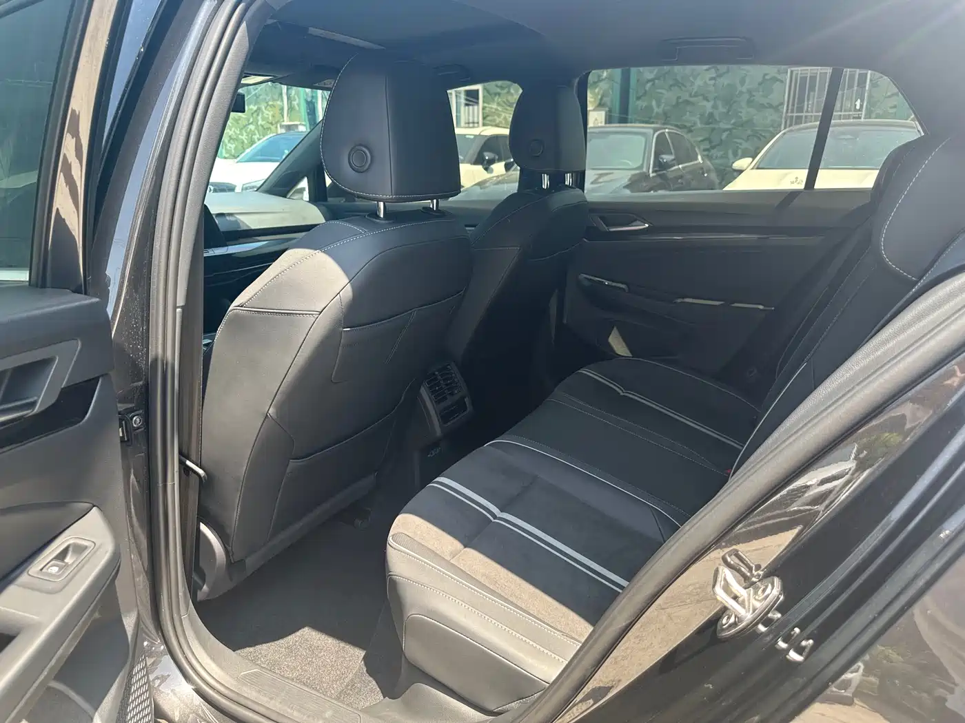 Volkswagen Golf 2021 280TSI DSG R-Line фото 6