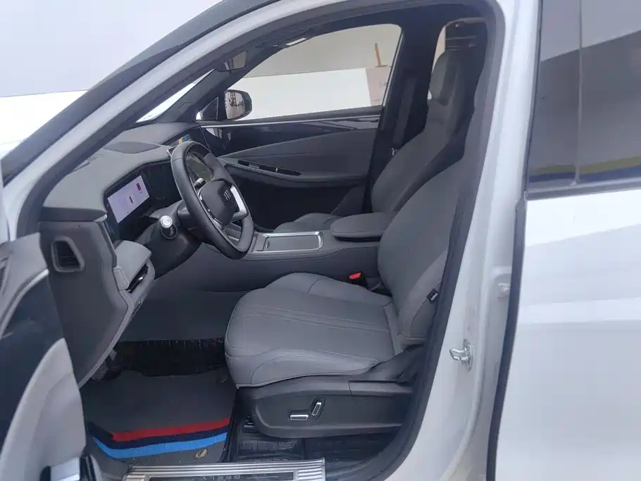 Geely Galaxy Galaxy L7 2025 2025 EM-i 115km Explorer Edition