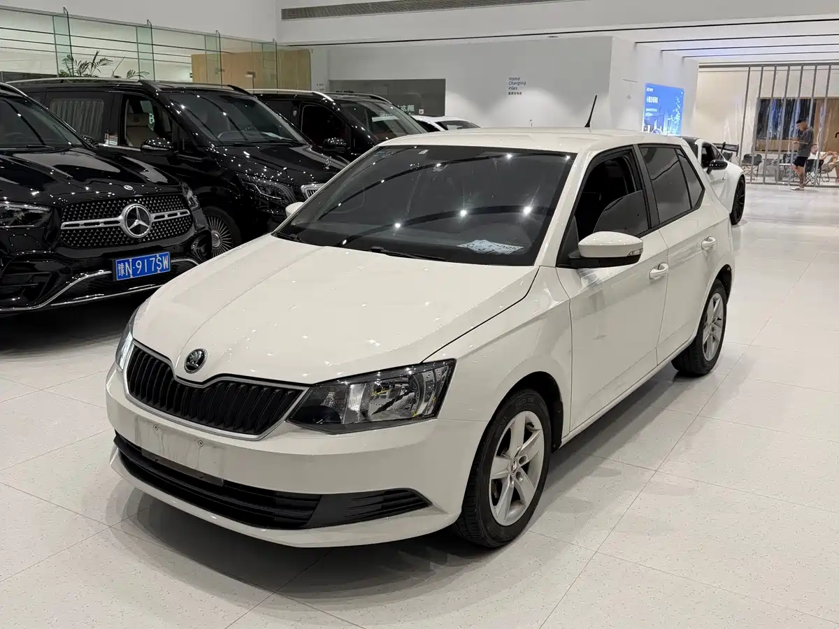 Photo 1 - Škoda Fabia
